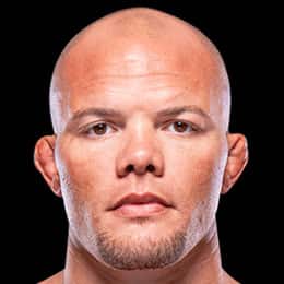 Anthony Smith