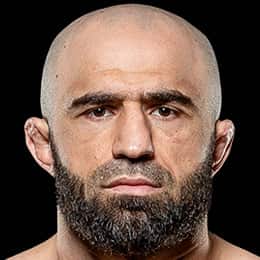 Omari Akhmedov